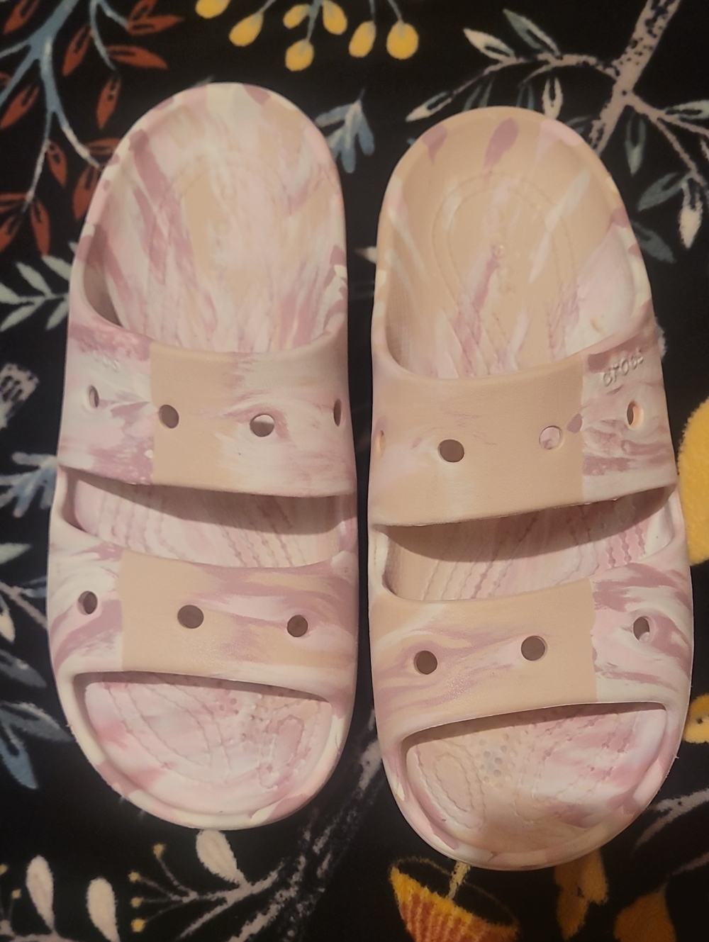 CROCS Women's Pink Marble Dual-Strap Slide Sandals